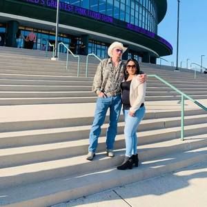 Meet your Posher, Leonel